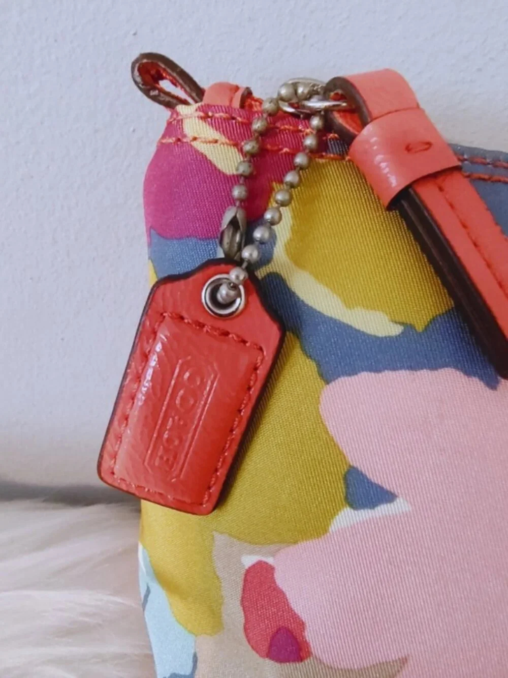 Coach Peyton floral watercolor pouch w/hangtag EUC
